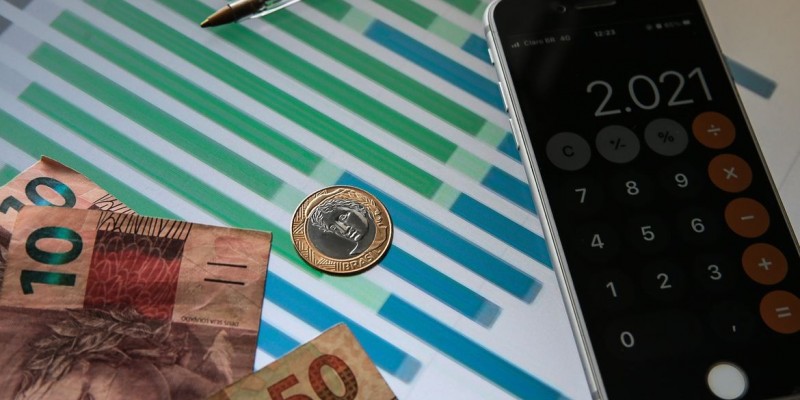 Pernambucanos continuam endividados e estado soma 183 mil estão inadimplentes, afirma Fecomércio Pernambuco